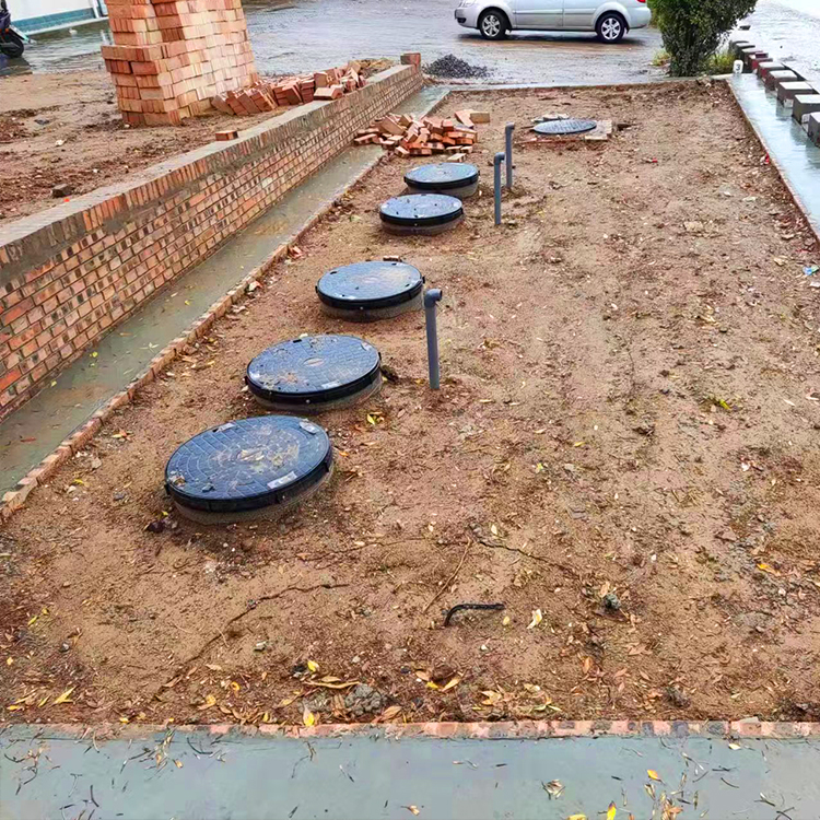 濰坊某環保公司定制農污設備（化糞池）